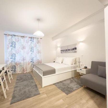 דירות Petite Retreat In Kolonaki, Athens /Netflix מראה חיצוני תמונה