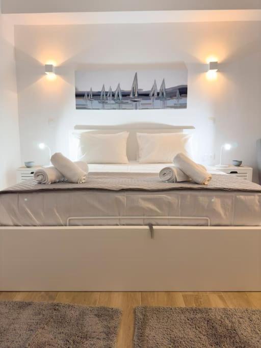 דירות Petite Retreat In Kolonaki, Athens /Netflix מראה חיצוני תמונה
