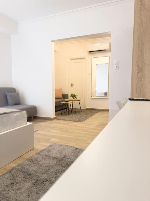 דירות Petite Retreat In Kolonaki, Athens /Netflix מראה חיצוני תמונה